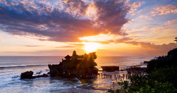 tanah lot bali