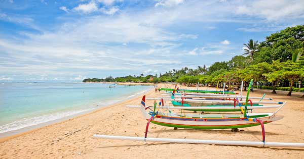 Nusa Dua Tempat Wisata Bali - Objek Liburan Pantai Pasir Putih Terbersih