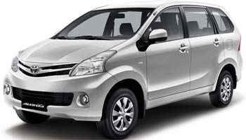 sewa kereta toyota avanza bali