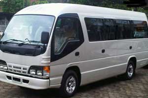 Isuzu ELF 18 Seat