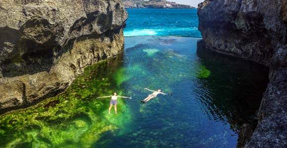 Berendam Di Angel Billabong Nusa Penida - Itinerary Liburan Ke Bali 10 Hari