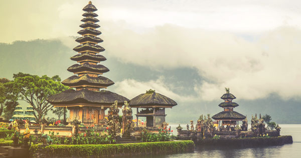 Pura Ulun Danu Bratan Bedugul Bali - Semua Hal Yang Perlu Anda Tahu