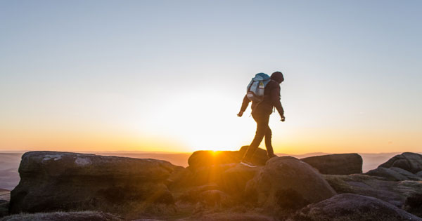 Sepatu Trekking