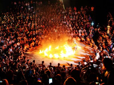 Tari Kecak Uluwatu Bali