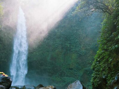 Air Terjun Nungnung