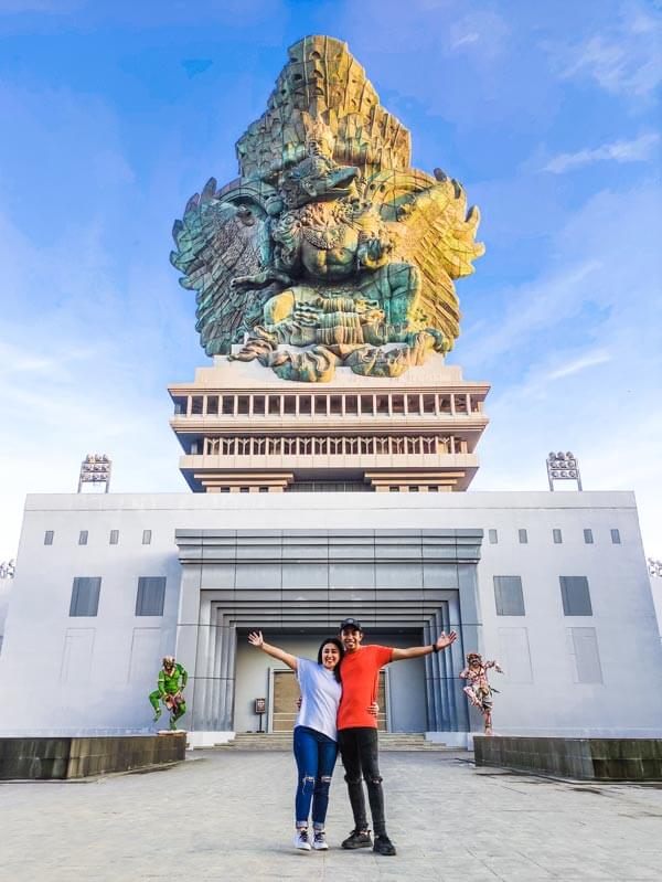 Patung Garuda Wisnu Kencana