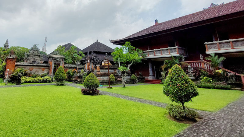 Menikmati Museum Bali di pagi hari salah satu Tips dan Trik Mengunjungi