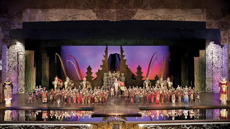 Penampilan lengkap Bali Agung Show
