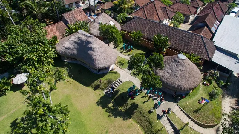 Area meeting point rafting untuk check-in sebelum mulai (contoh lokasi operator)